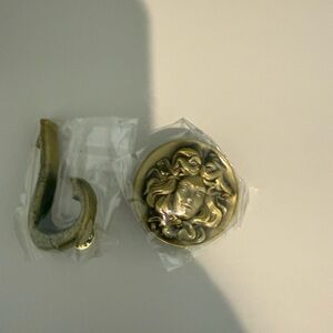 Disney Gold Medusa Wall Hook Set